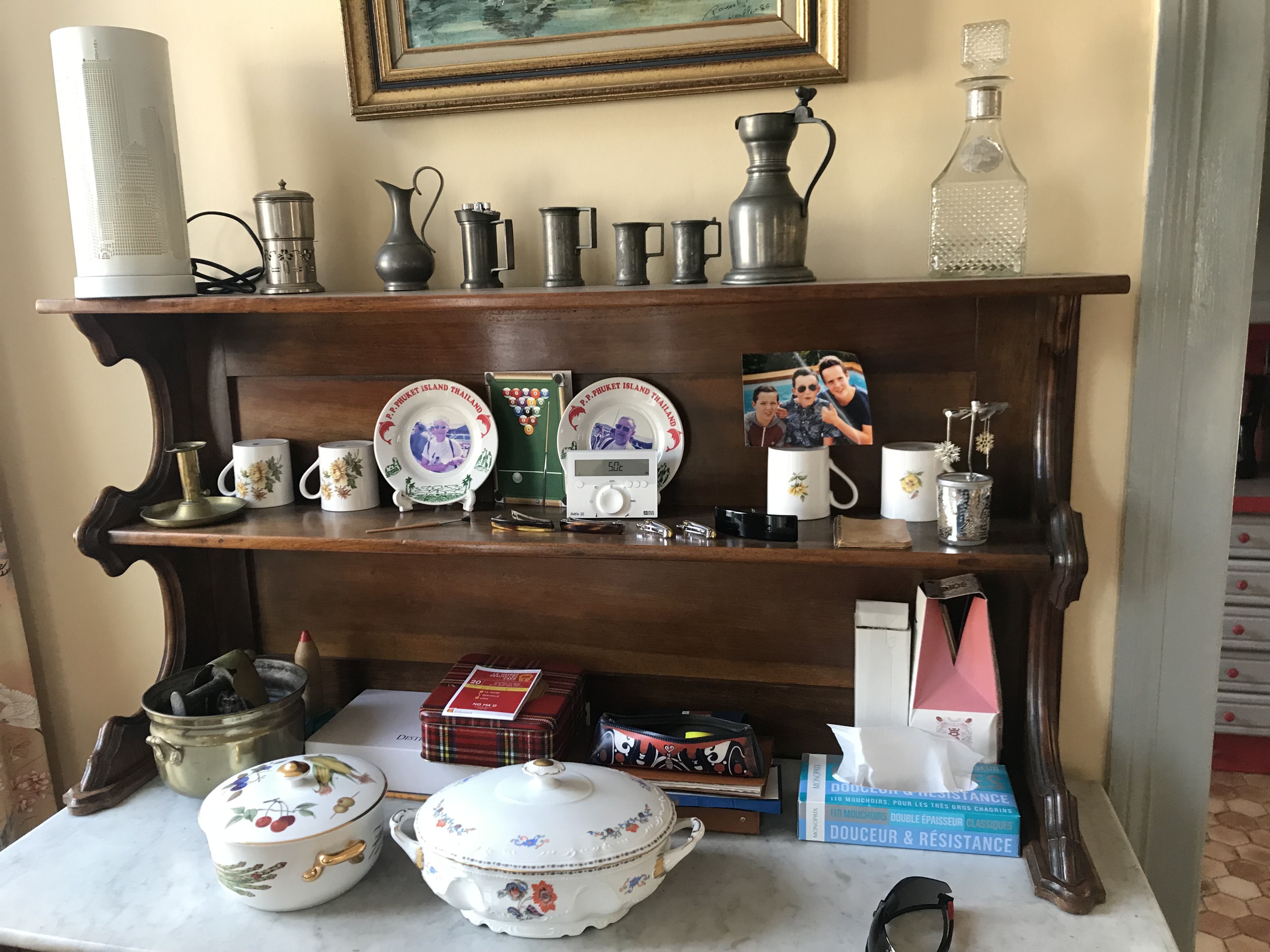 Decorations & Etains